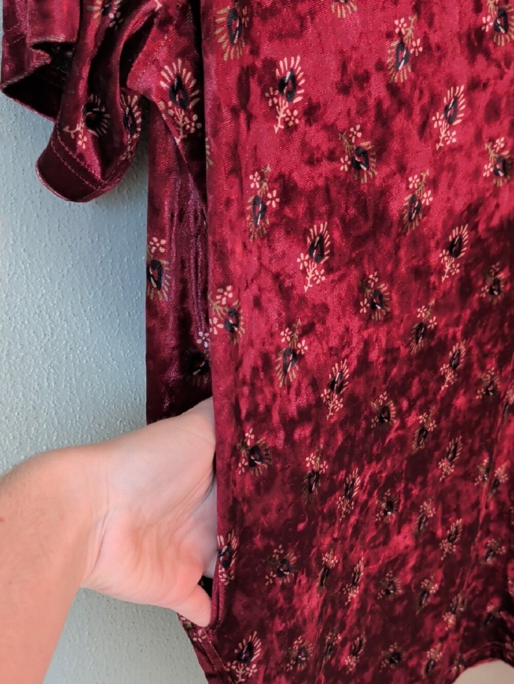NATURAL LIFE Wine Red Velor Mini Dress with Floral Design L - Picture 2 of 6